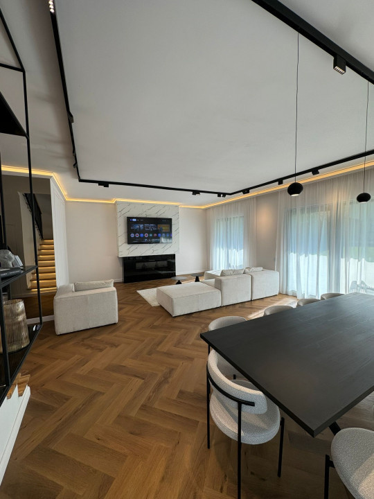 Vila exclusivista , Andrei Muresanu, piscina exterioara 