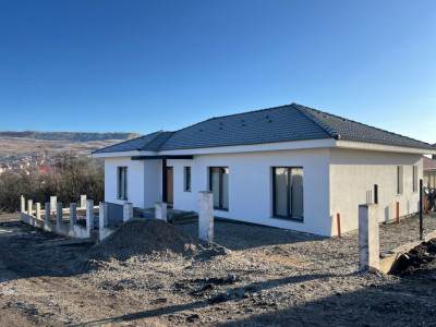 Casa pe un nivel, 130mp utili, 475mp teren