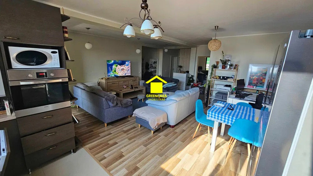 Apartament 3 camere, 93 mp, parcare subterană, zona Florilor