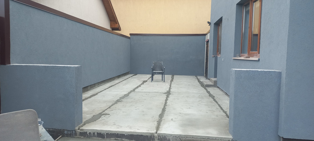 Casă pe un nivel , Apahida, 237 mp utili, 2000mp teren 
