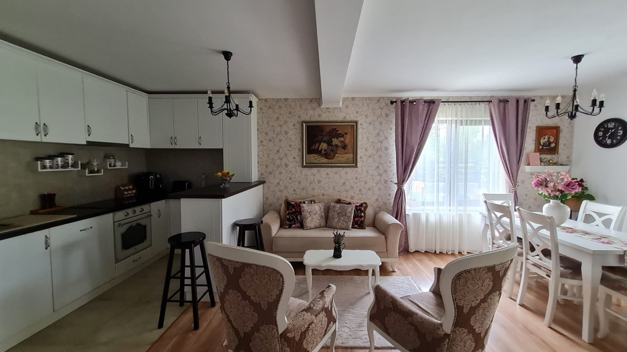 Casa / pensiune , Baciu, Cluj