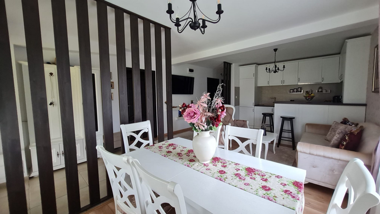 Casa / pensiune , Baciu, Cluj