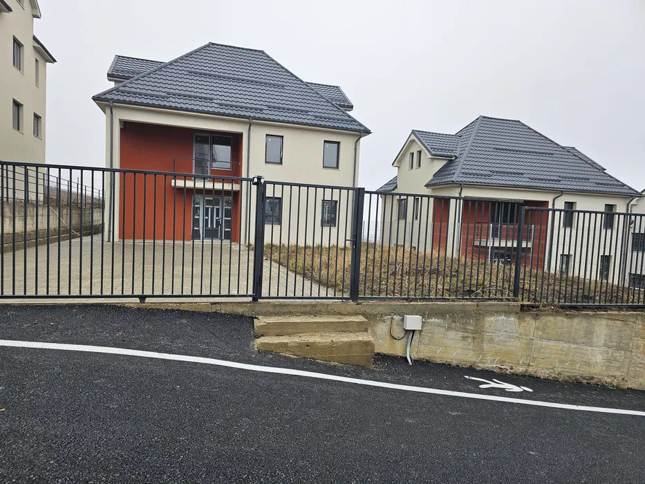 Casa individuala Dezmir, 180mp utili, 450mp teren
