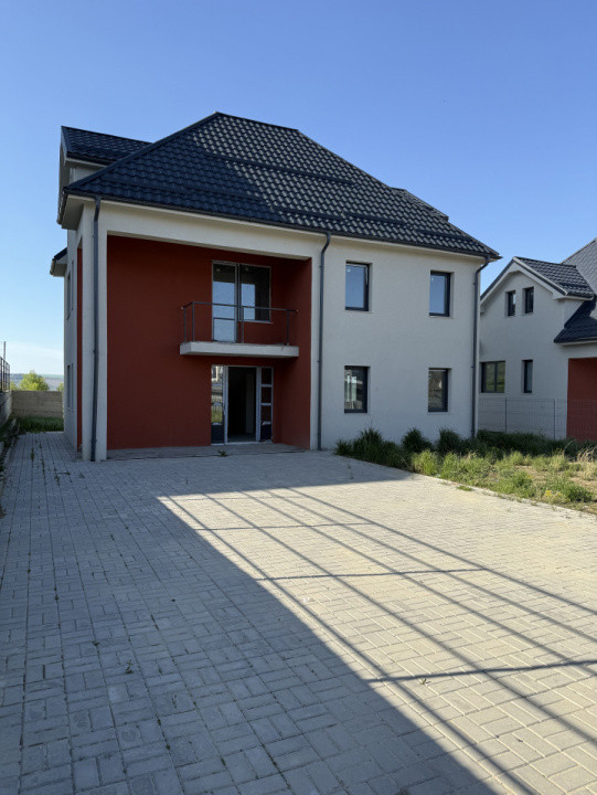 Casa individuala Dezmir, 180mp utili, 450mp teren