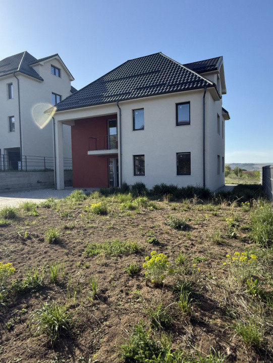 Casa individuala Dezmir, 180mp utili, 450mp teren