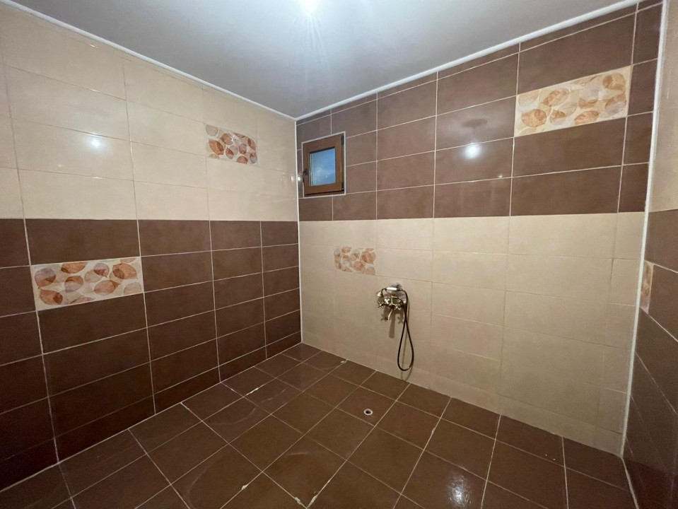 Casă individuală de vânzare, 286mp utili, teren 669mp 