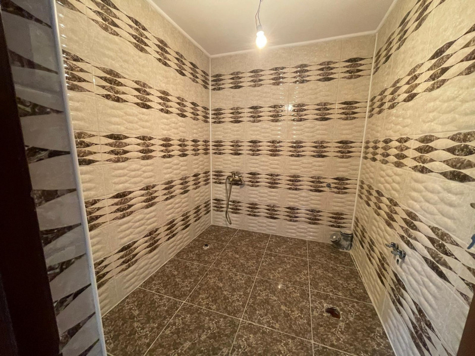 Casă individuală de vânzare, 286mp utili, teren 669mp 