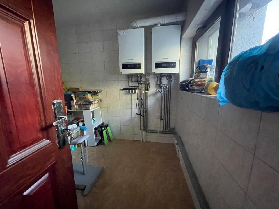 Casă individuală de vânzare, 286mp utili, teren 669mp 