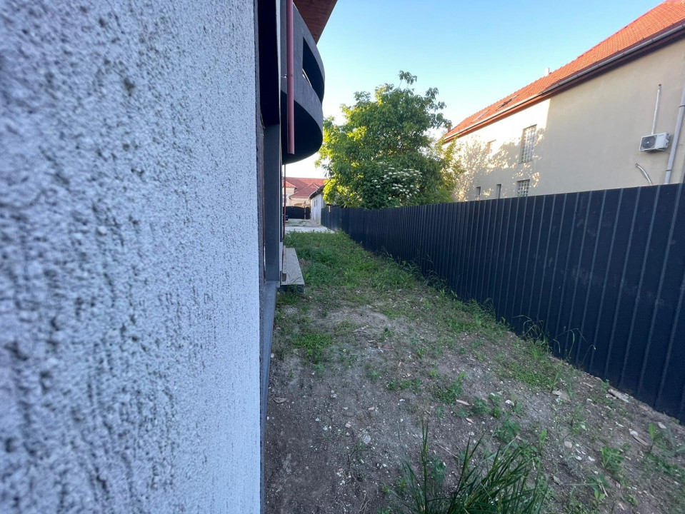 Casă individuală de vânzare, 286mp utili, teren 669mp 