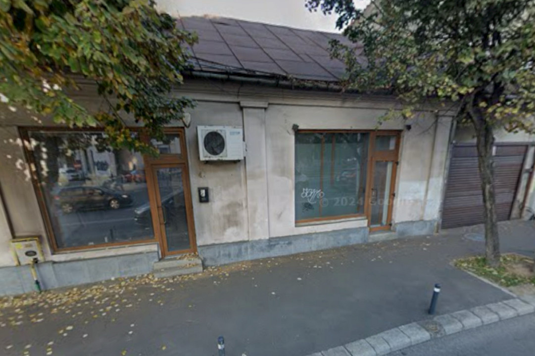 Casa plus teren în inima Clujului 