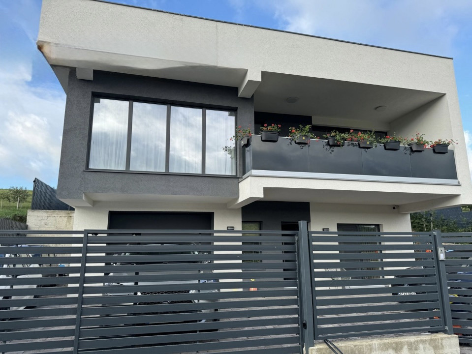 Casa individuală, piscina exterioară, Popești 