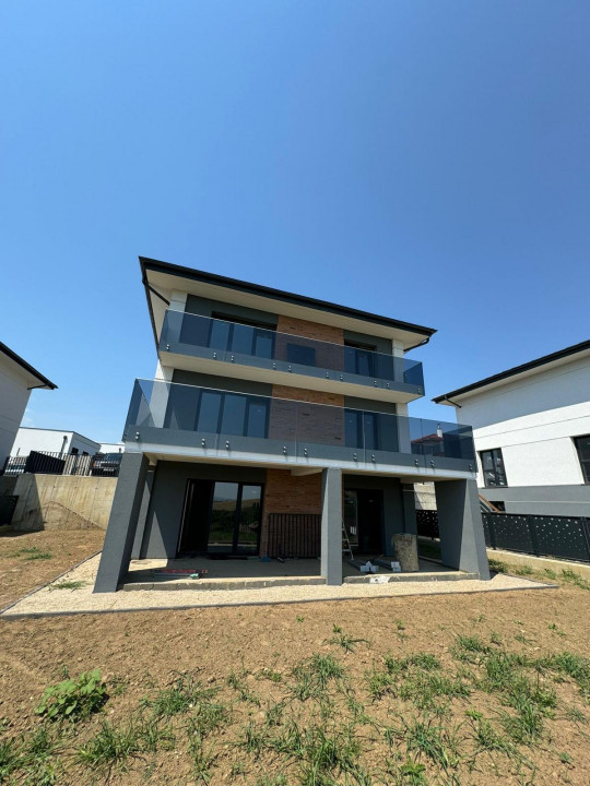 OFERTA!!! Casa Semipasiva ,Dezmir, 206mp utili, 486mp teren 