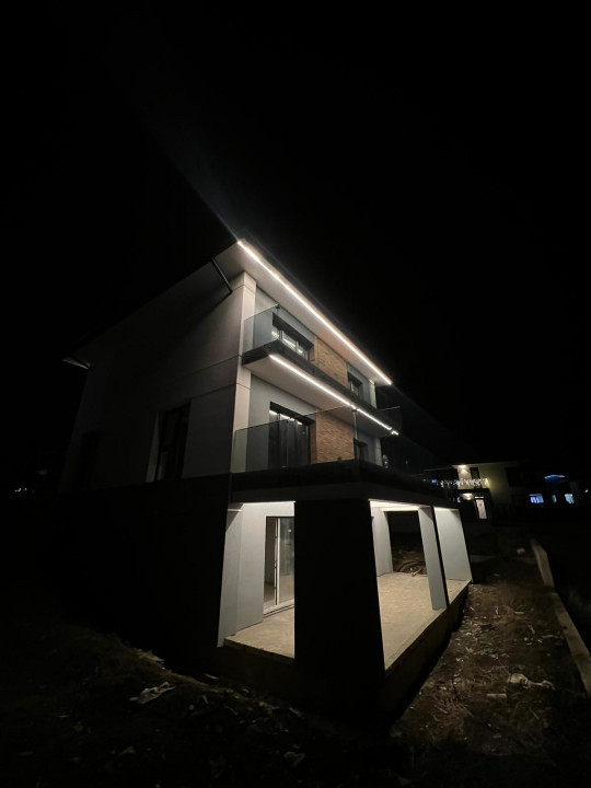 OFERTA!!! Casa Semipasiva ,Dezmir, 206mp utili, 486mp teren 