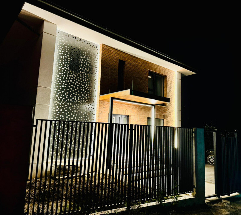 OFERTA!!! Casa Semipasiva ,Dezmir, 206mp utili, 486mp teren 