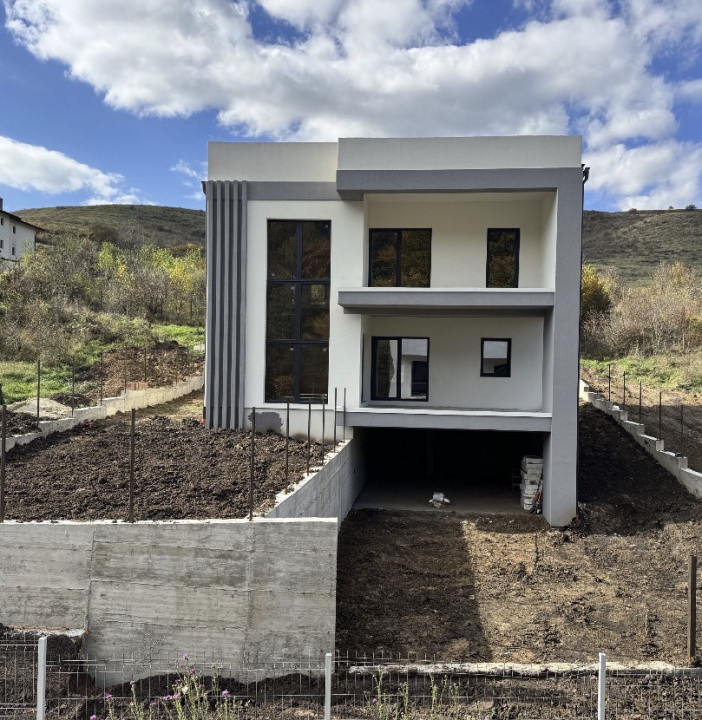 PROIECT EXCLUSIVIST! Casa Individuala cu garaj 225mp, teren 500mp