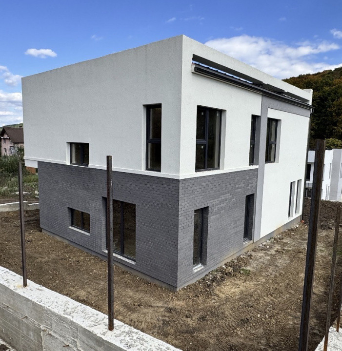 PROIECT EXCLUSIVIST! Casa Individuala cu garaj 225mp, teren 500mp