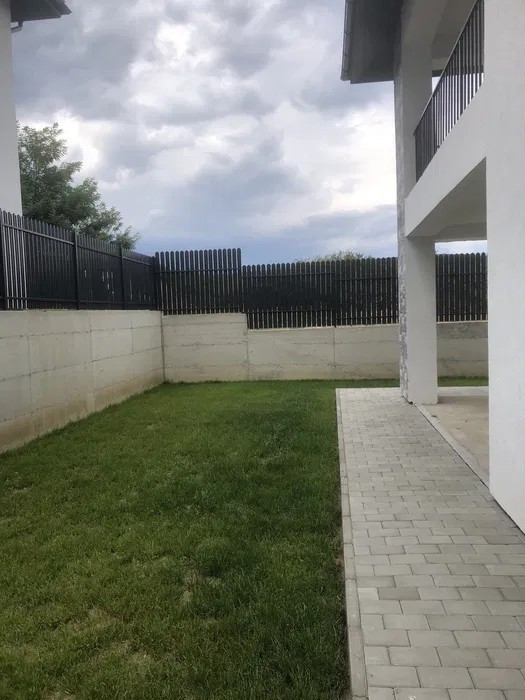 Case Vanzare Cluj -- Luna De Sus