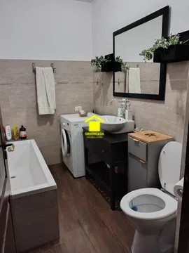 Apartament mobilat 2 camere, 37 mp, parcare disponibila, zona Porii, Floresti