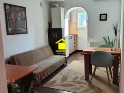 Apartament mobilat 2 camere, 37 mp, parcare disponibila, zona Porii, Floresti
