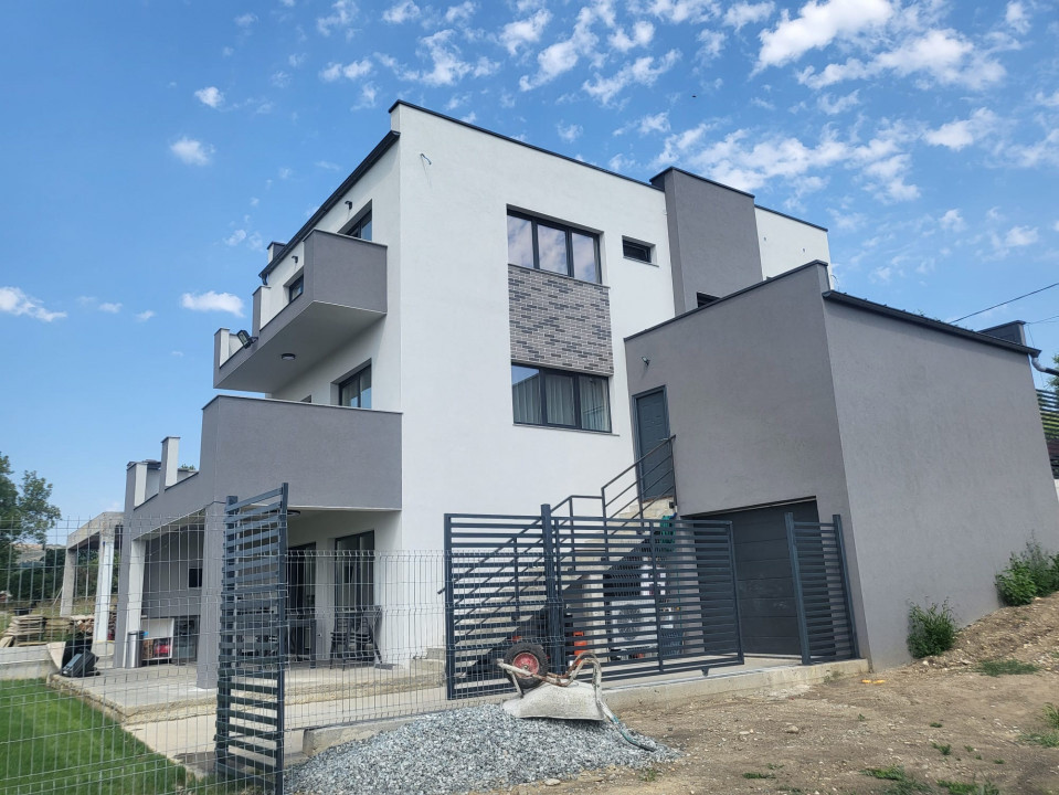 Casa unifamilială deosebită, 300mp utili, teren 500mp, LUX 