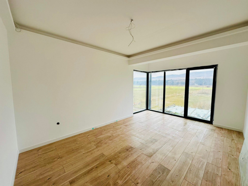Casa Individuală 191mp  construiți , 725mp teren 