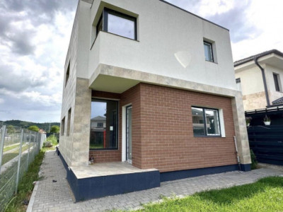 Casa Individuală finisată  , 450mp teren, FLORESTI