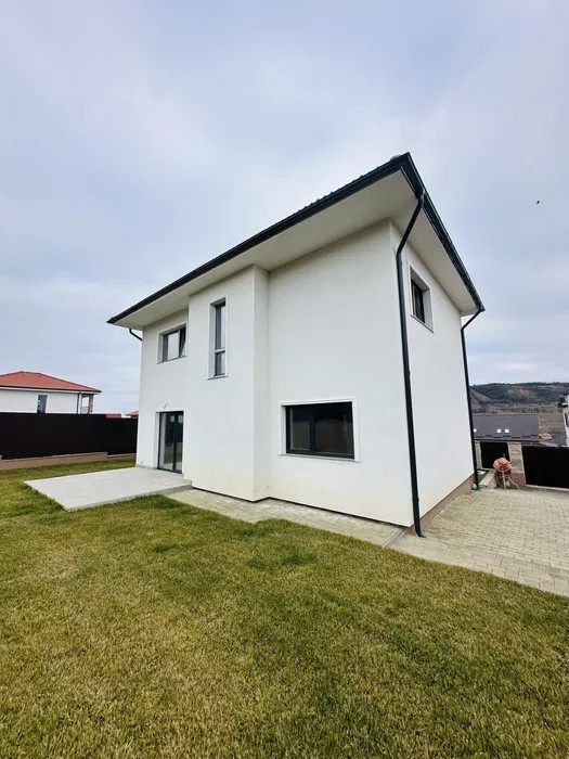 Casă individuală în Chinteni (Cluj Napoca), 500mp 