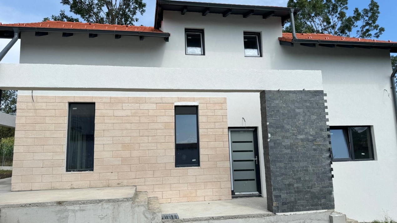 Casă nouă 140mp utili, cu 700 mp teren,localitatea Sălicea,Cluj