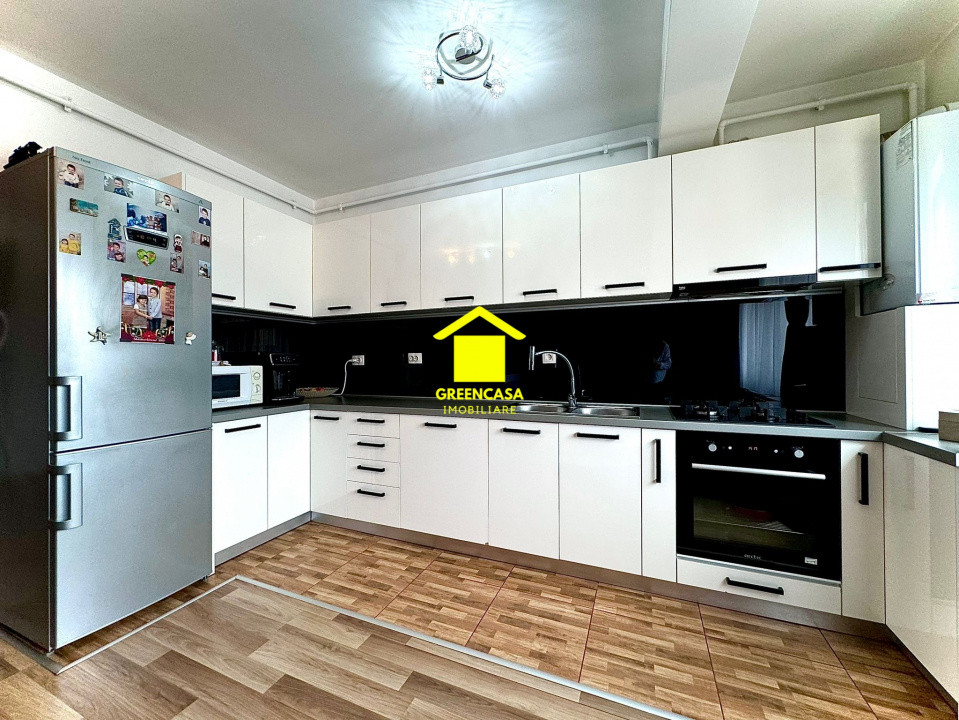 Apartament de 3 camere, mobilat, balcon, parcare, zona Stejarului, Floresti