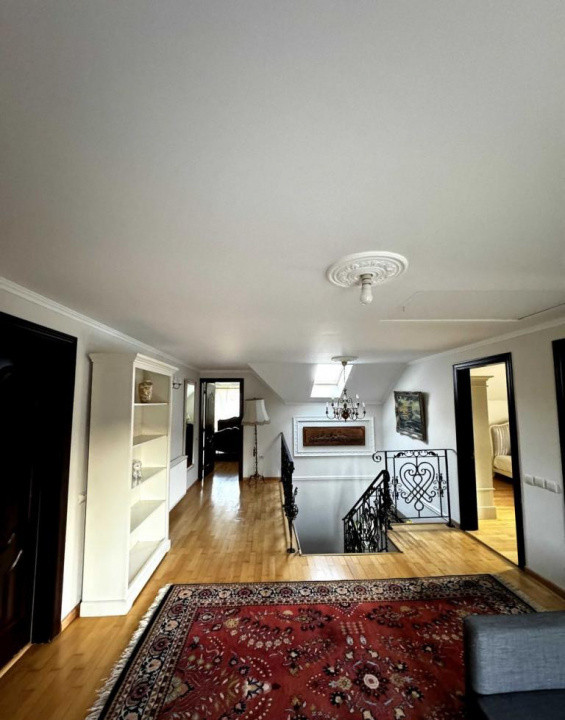 Vand Casa zona Borhanci