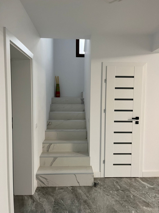 Casa individuală modernă zona Dezmir