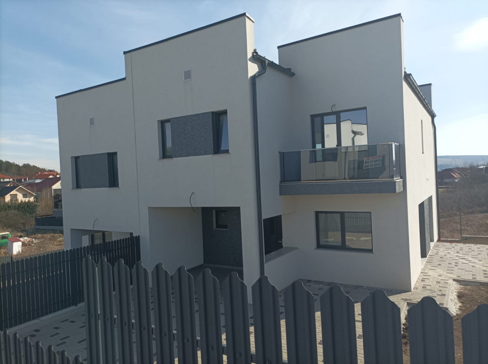 Duplex în Campenesti la preț de apartament 