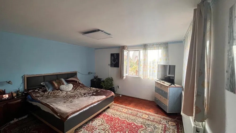 Casa tip Dupelx, Dâmbul rotund, 625mp teren 