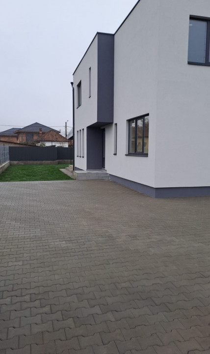 Duplex deosebit, Apahida, 142mp utili, 450mp teren 