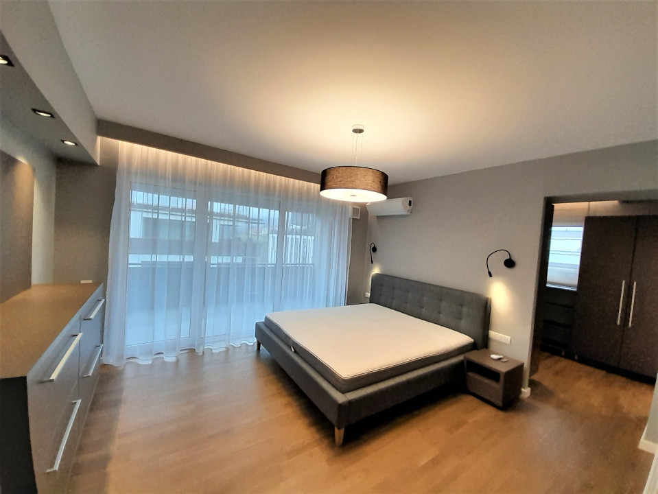 Penthouse lux pe 2 nivele, 3 camere, in Bonjour Residence
