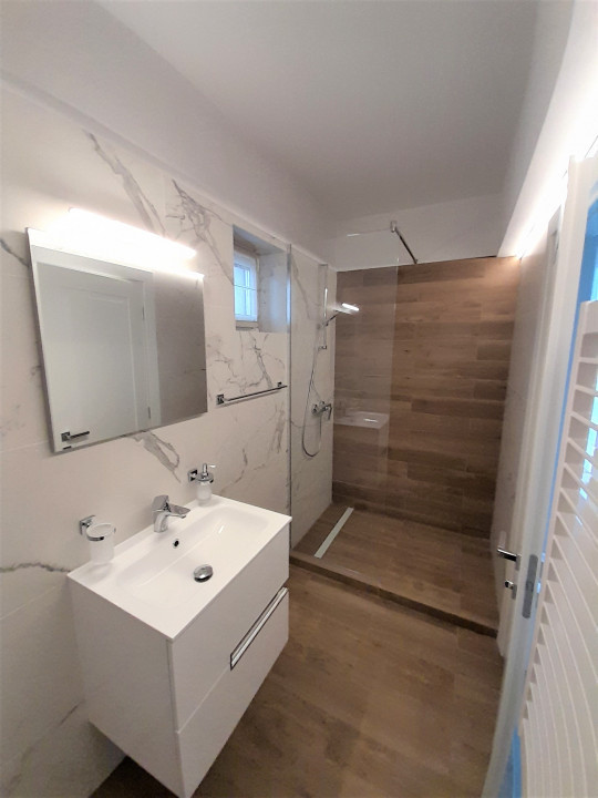 Penthouse lux pe 2 nivele, 3 camere, in Bonjour Residence