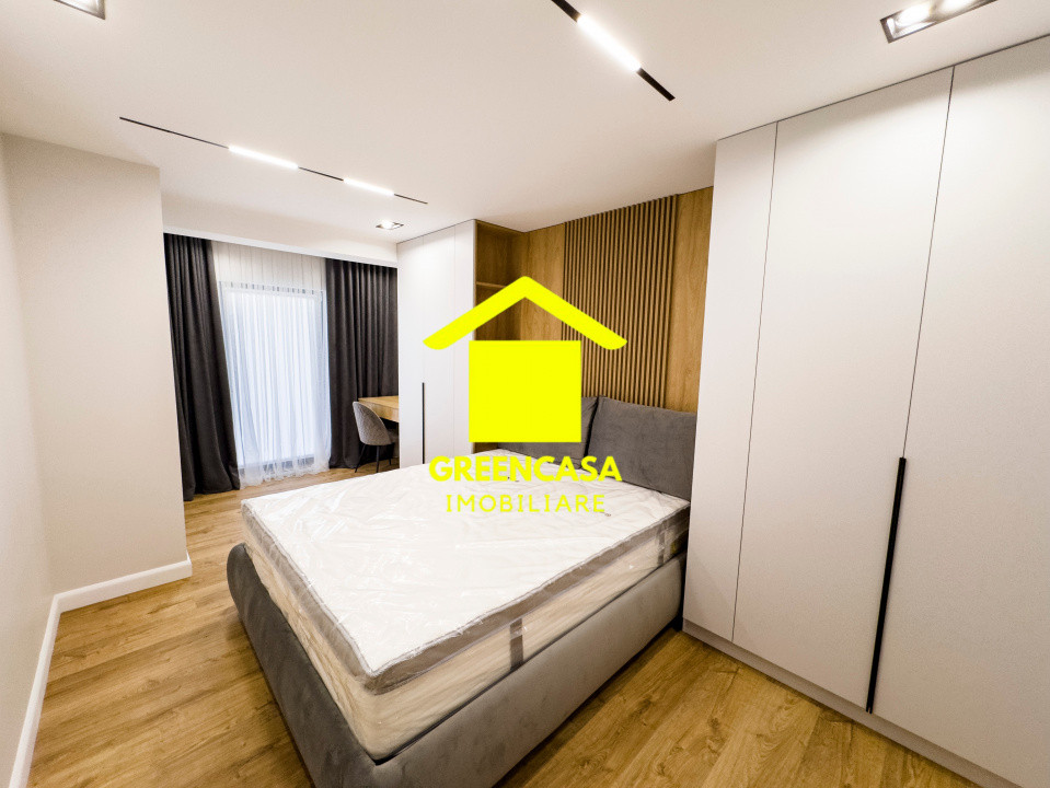 Apartament 3 camere , Lux , 66 MP, Zona Vivo , parcare subterana .