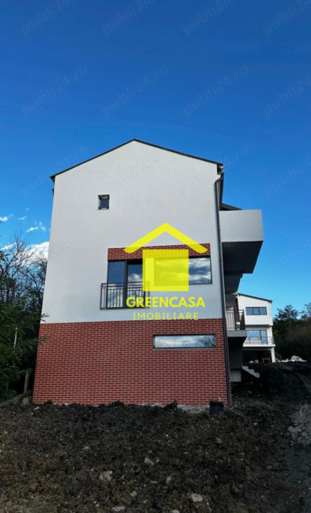 Duplex 145 mp , semifinisat, teren liber incepant cu 155 mp , Chinteni .