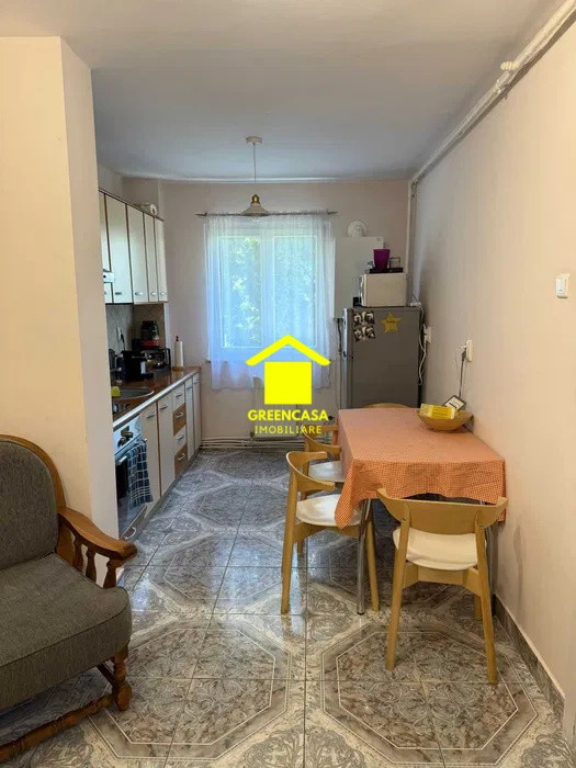 Apartament 3 camere decomandate, 63mp, zona Manastur