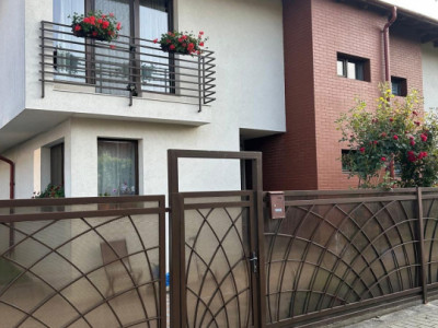 Casa 5 camere, str Someșului, 120mp, teren 250mp, aproape de Vivo Mall