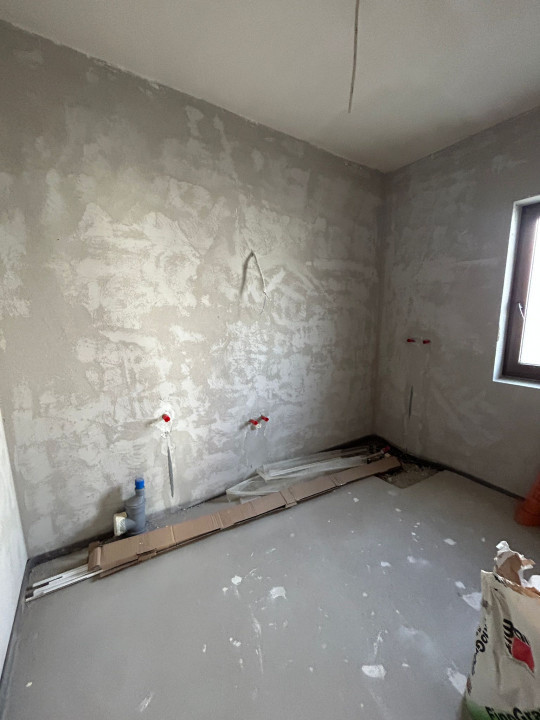Casa tip duplex, 120 mp, zona  Terra, + gradina de 70 mp.