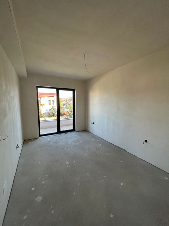 Casa tip duplex, 120 mp, zona  Terra, + gradina de 70 mp.