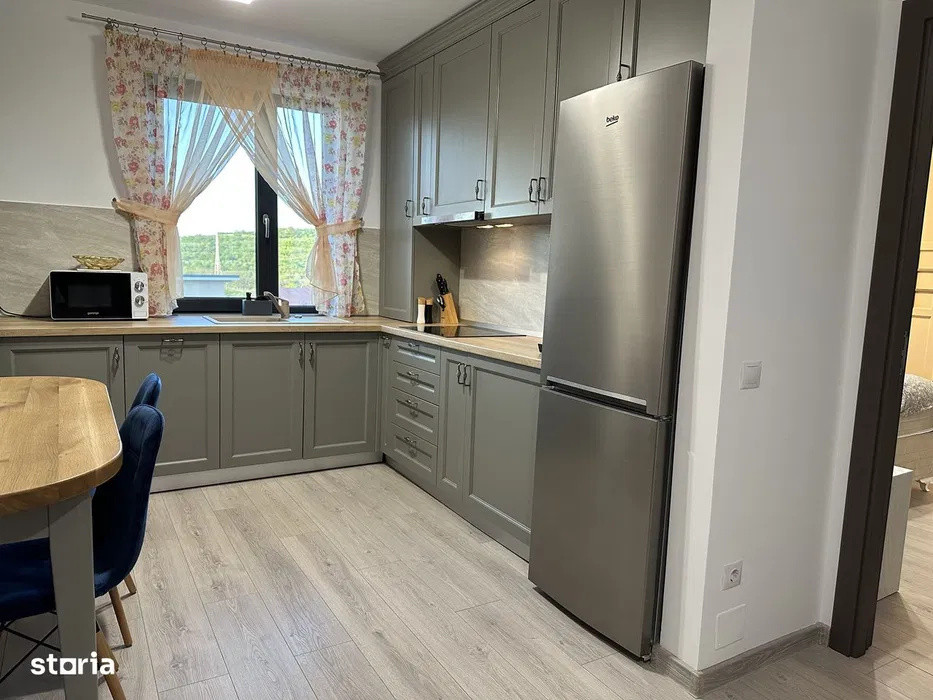 Apartament 2 camere  decomandate , 55 MP, Borhanci, parcare.