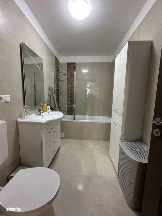 Apartament 2 camere  decomandate , 55 MP, Borhanci, parcare.