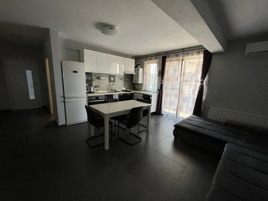 Apartament de 3 camere- Sub Cetate, Terasa, Floresti, Cluj