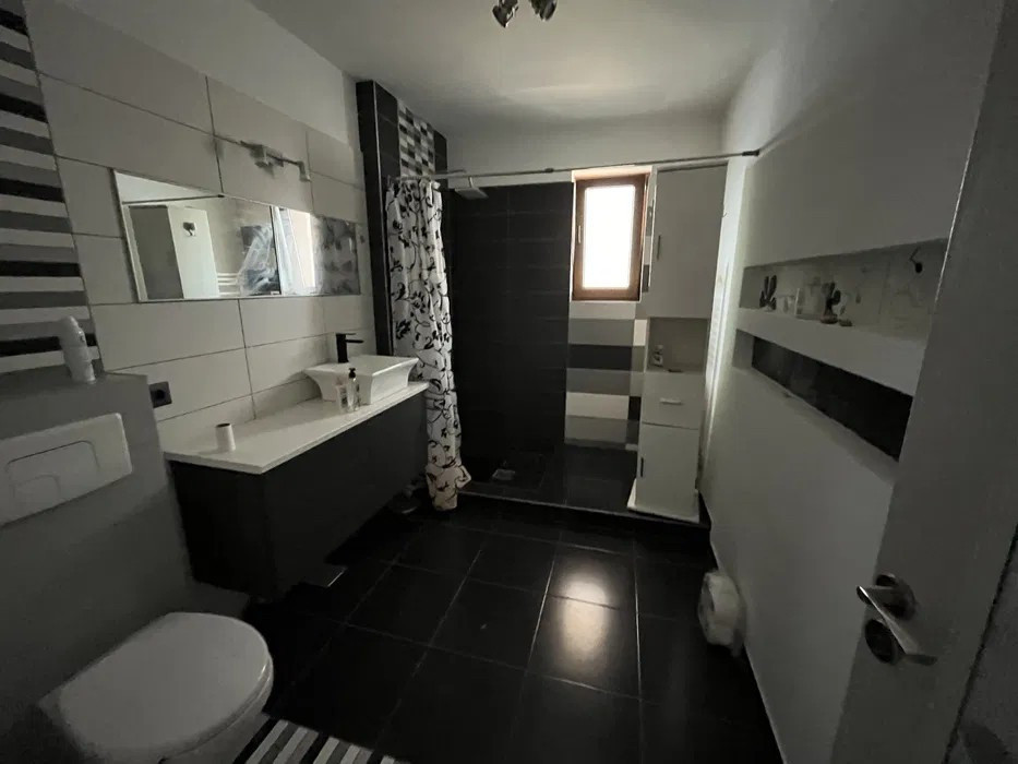 Apartament de 3 camere- Sub Cetate, Terasa, Floresti, Cluj