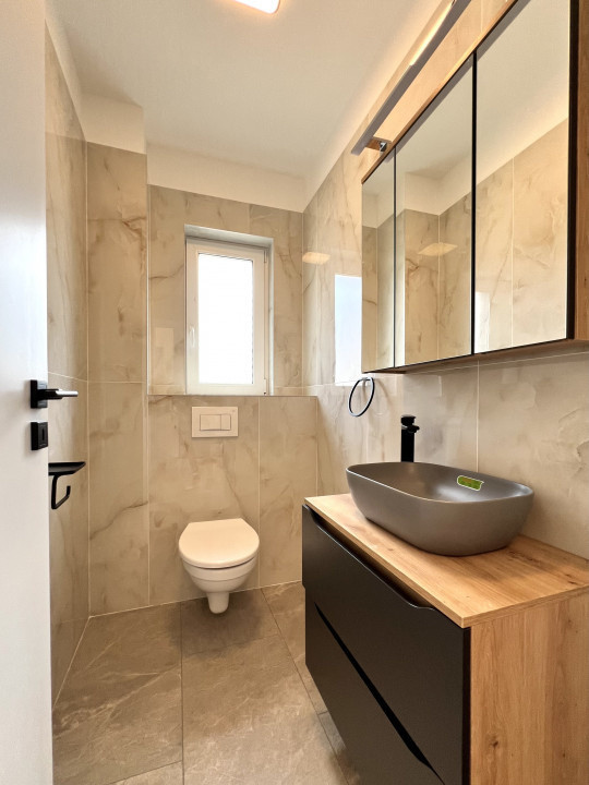 Casa tip duplex de  vanzare, finisat si mobilat,  zona VIVO Floresti