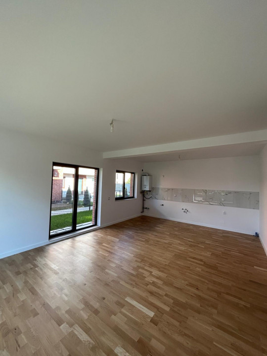Casa tip duplex, 120 mp, zona  Terra, + gradina de 70 mp.
