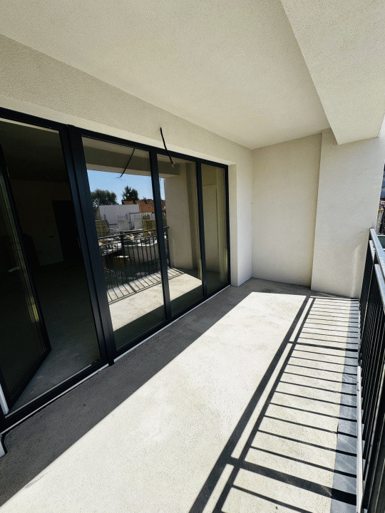 Apartamente de 3 camere, 73.15 mp, balcon 8.85 mp, Paris/București