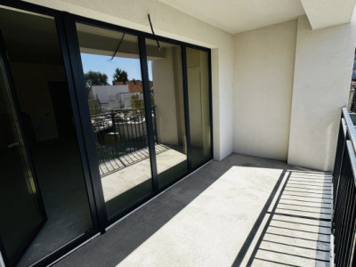 Apartamente de 3 camere, 73.15 mp, balcon 8.85 mp, Paris/București